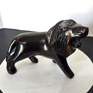Ebony Iron Wood Lion Statue Decor Hand Carved As Shown Vintage